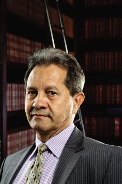 Axa-Cuevas-abogado-penalista-cdmx